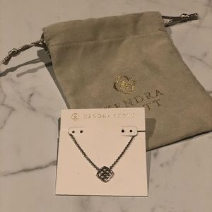 Sliver Kendra Scott necklace